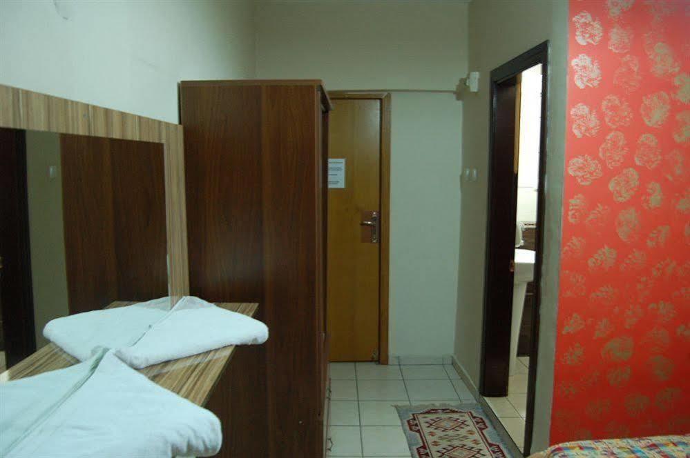 Hotel Twenty Antalya Extérieur photo